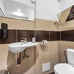 Metro Politechnika 3-bedroom وارسو